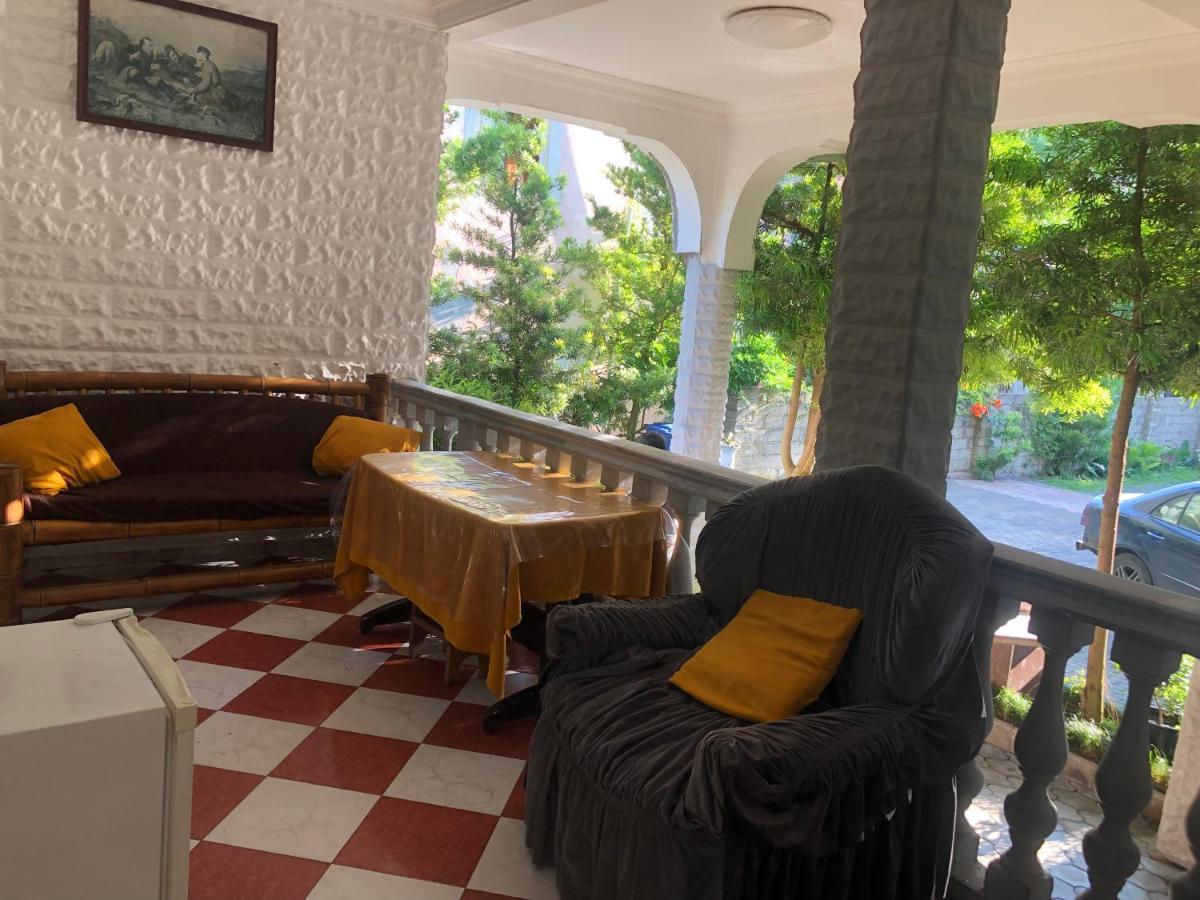 Twins Guest House By Black Sea Kobuleti Zewnętrze zdjęcie