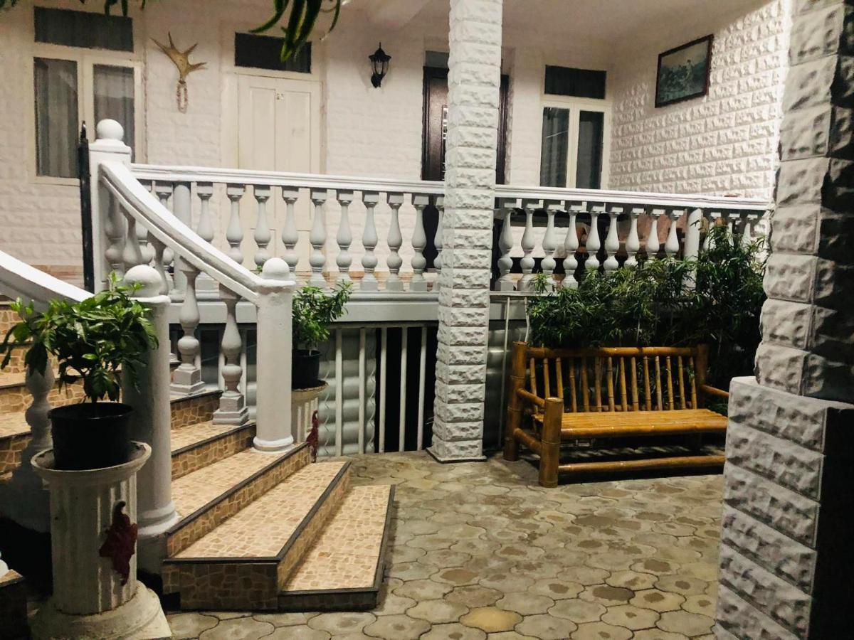 Twins Guest House By Black Sea Kobuleti Zewnętrze zdjęcie