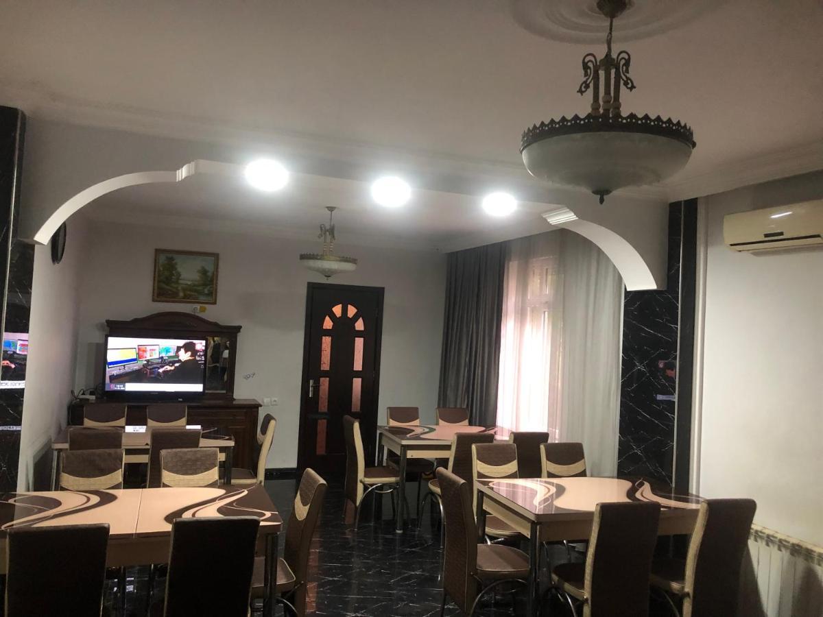 Twins Guest House By Black Sea Kobuleti Zewnętrze zdjęcie