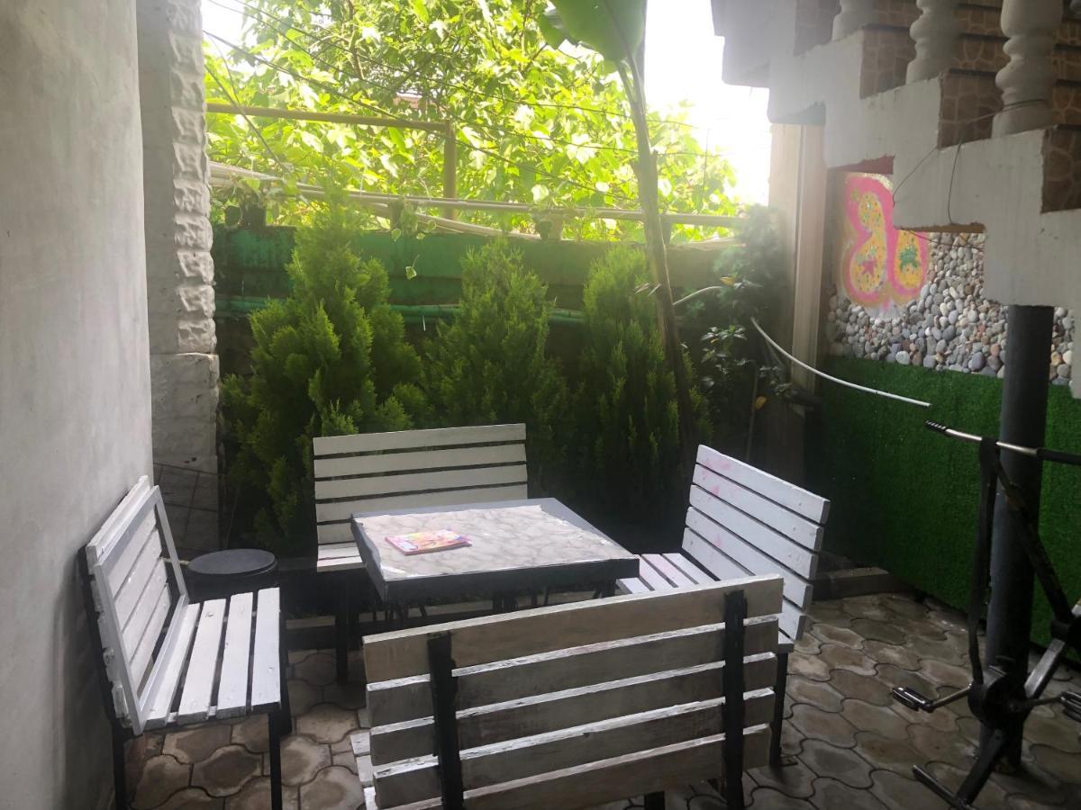 Twins Guest House By Black Sea Kobuleti Zewnętrze zdjęcie